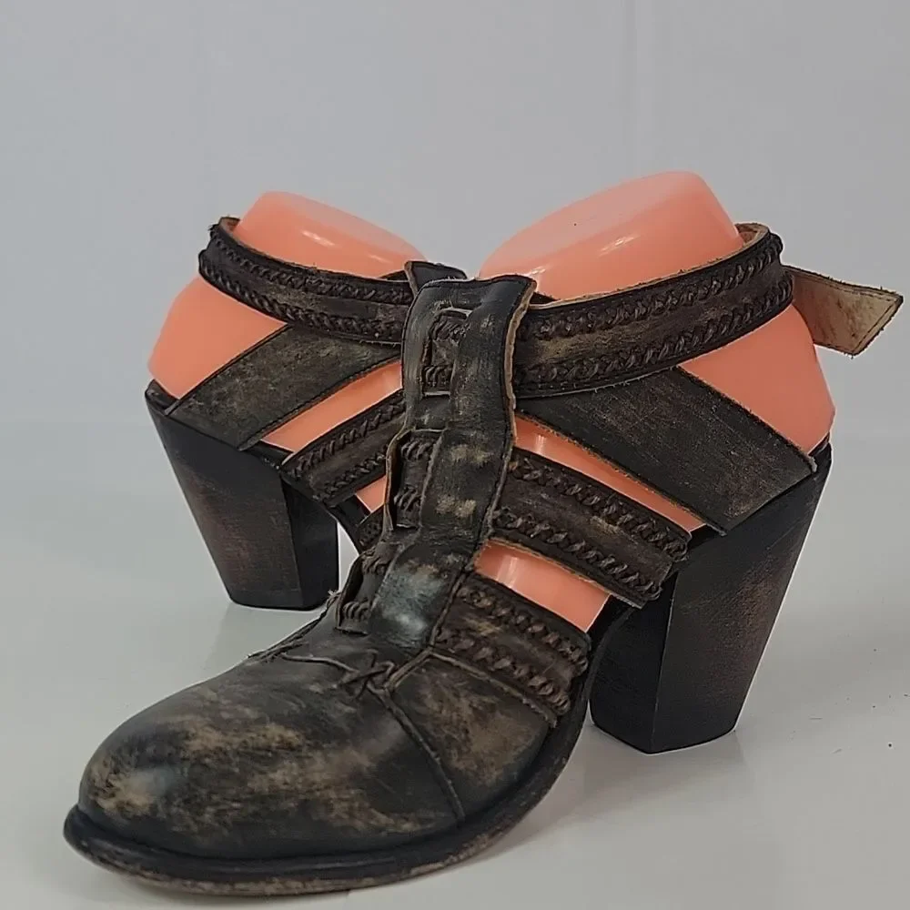 Freebird By Steven Crowe distressed Leather Women's Ankle‎ Boots